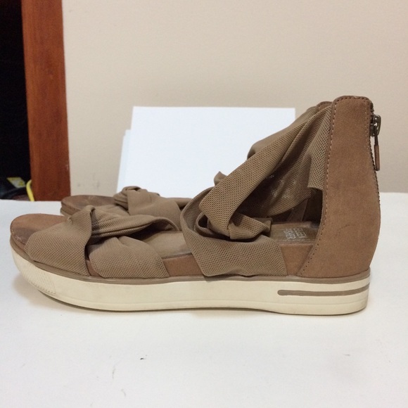 Eileen Fisher Zanya Mesh Knot Wedge Sandals - Picture 3 of 16